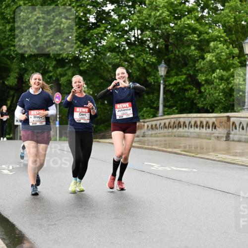 14.06.2026 - REWE Women's Run Dr. Thomas Lammeyer http://msf.ph/oto/9773785 14.06.2026 09:53:23 Laufen 10404, 10644, 10689 meine-sportfotos.de
