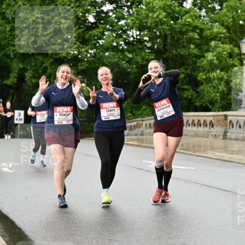 14.06.2026 - REWE Women's Run Dr. Thomas Lammeyer http://msf.ph/oto/9773793 14.06.2026 09:53:24 Laufen 10404, 7, 10689, 7, 10644 meine-sportfotos.de