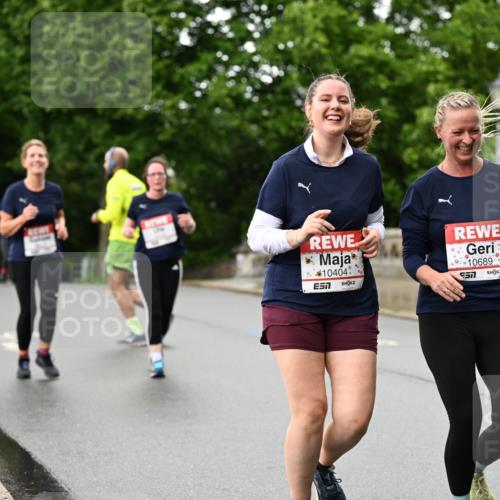 14.06.2026 - REWE Women's Run Dr. Thomas Lammeyer http://msf.ph/oto/9773810 14.06.2026 09:53:26 Laufen 10404, 10689, 557 meine-sportfotos.de
