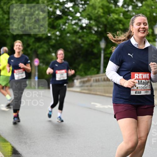 14.06.2026 - REWE Women's Run Dr. Thomas Lammeyer http://msf.ph/oto/9773813 14.06.2026 09:53:26 Laufen 10404, 10689 meine-sportfotos.de