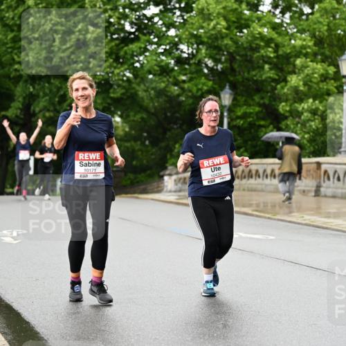 14.06.2026 - REWE Women's Run Dr. Thomas Lammeyer http://msf.ph/oto/9773819 14.06.2026 09:53:27 Laufen 10171, 7, 10432, 57 meine-sportfotos.de
