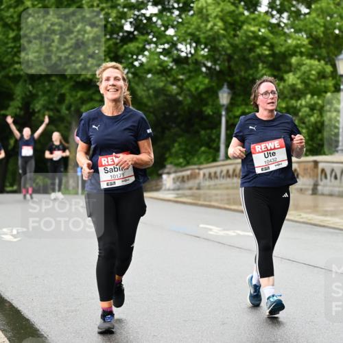 14.06.2026 - REWE Women's Run Dr. Thomas Lammeyer http://msf.ph/oto/9773824 14.06.2026 09:53:28 Laufen 10171, 57, 10432, 7 meine-sportfotos.de