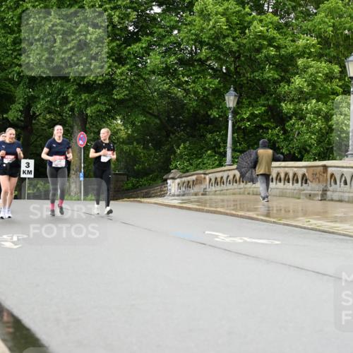 14.06.2026 - REWE Women's Run Dr. Thomas Lammeyer http://msf.ph/oto/9773844 14.06.2026 09:53:30 Laufen 3 meine-sportfotos.de