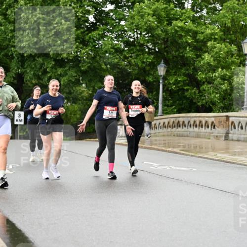 14.06.2026 - REWE Women's Run Dr. Thomas Lammeyer http://msf.ph/oto/9773859 14.06.2026 09:53:33 Laufen 10148, 3 meine-sportfotos.de