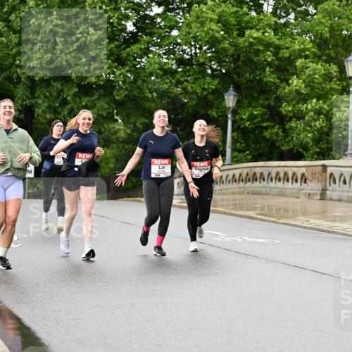 14.06.2026 - REWE Women's Run Dr. Thomas Lammeyer http://msf.ph/oto/9773862 14.06.2026 09:53:33 Laufen 10145 meine-sportfotos.de