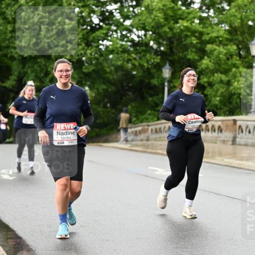 14.06.2026 - REWE Women's Run Dr. Thomas Lammeyer http://msf.ph/oto/9773884 14.06.2026 09:53:37 Laufen 10064, 7, 10916, 7 meine-sportfotos.de