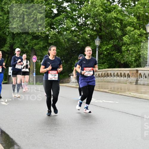 14.06.2026 - REWE Women's Run Dr. Thomas Lammeyer http://msf.ph/oto/9773938 14.06.2026 09:53:47 Laufen 11445, 10596, 7 meine-sportfotos.de