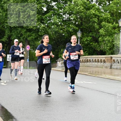 14.06.2026 - REWE Women's Run Dr. Thomas Lammeyer http://msf.ph/oto/9773940 14.06.2026 09:53:47 Laufen 3, 11445 meine-sportfotos.de