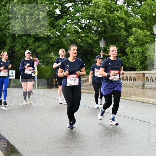 14.06.2026 - REWE Women's Run Dr. Thomas Lammeyer http://msf.ph/oto/9773946 14.06.2026 09:53:48 Laufen 3, 11445, 10696 meine-sportfotos.de