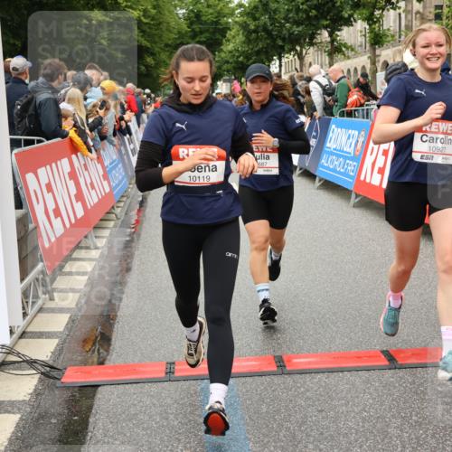 14.06.2026 - REWE Women's Run Strokosch-Dieckow http://msf.ph/oto/9773969 14.06.2026 09:55:47 Ziel 10104, 10119, 10129, 10358, 10364, 10372, 10496, 10600, 10623, 10662, 10687, 10699, 10927, 11454 meine-sportfotos.de