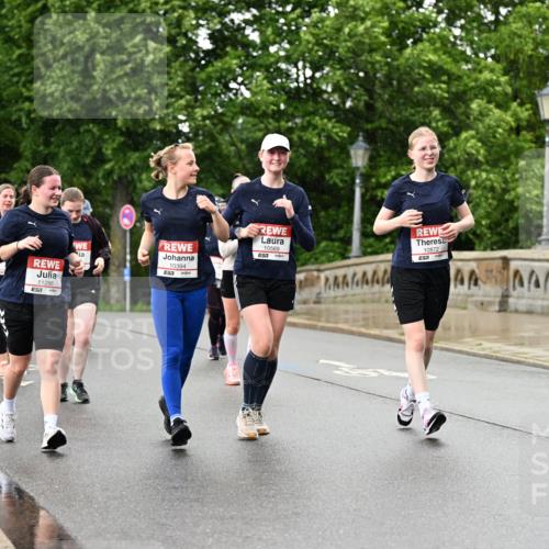 14.06.2026 - REWE Women's Run Dr. Thomas Lammeyer http://msf.ph/oto/9773970 14.06.2026 09:53:50 Laufen 11286, 10394, 10569, 51, 10872 meine-sportfotos.de