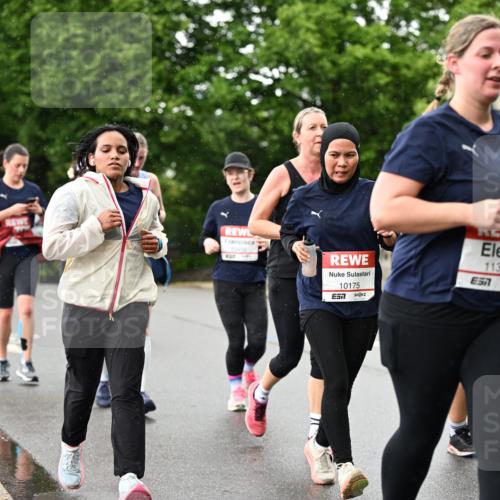 14.06.2026 - REWE Women's Run Dr. Thomas Lammeyer http://msf.ph/oto/9774009 14.06.2026 09:53:55 Laufen 10408, 10175, 7, 11359 meine-sportfotos.de