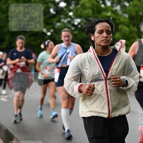 14.06.2026 - REWE Women's Run Dr. Thomas Lammeyer http://msf.ph/oto/9774019 14.06.2026 09:53:56 Laufen 10536, 1 meine-sportfotos.de