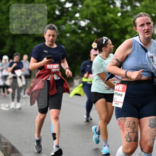 14.06.2026 - REWE Women's Run Dr. Thomas Lammeyer http://msf.ph/oto/9774024 14.06.2026 09:53:57 Laufen 821, 353 meine-sportfotos.de