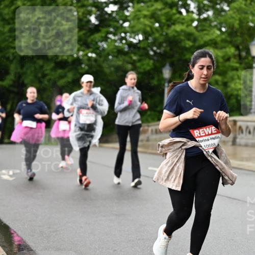 14.06.2026 - REWE Women's Run Dr. Thomas Lammeyer http://msf.ph/oto/9774054 14.06.2026 09:54:01 Laufen 10688 meine-sportfotos.de