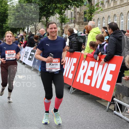 14.06.2026 - REWE Women's Run Strokosch-Dieckow http://msf.ph/oto/9774100 14.06.2026 09:59:49 Ziel 10190, 10264, 10280, 10405, 10542, 10567, 10664, 10850, 11221, 11406 meine-sportfotos.de