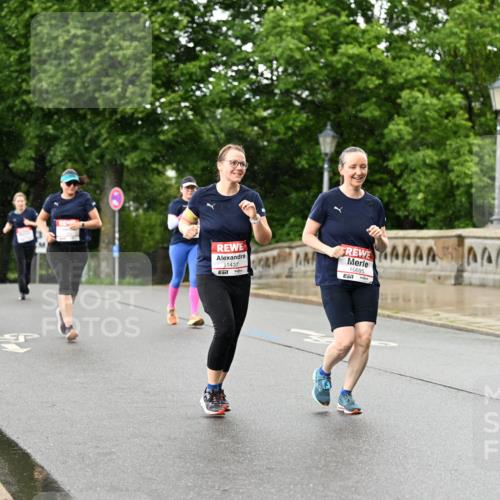 14.06.2026 - REWE Women's Run Dr. Thomas Lammeyer http://msf.ph/oto/9774119 14.06.2026 09:54:09 Laufen 11437, 57, 10695, 57 meine-sportfotos.de