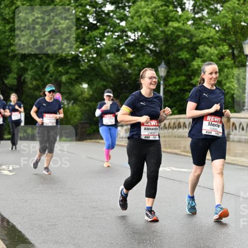 14.06.2026 - REWE Women's Run Dr. Thomas Lammeyer http://msf.ph/oto/9774124 14.06.2026 09:54:10 Laufen 11437, 10695, 57 meine-sportfotos.de