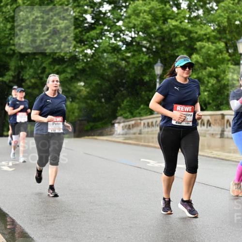 14.06.2026 - REWE Women's Run Dr. Thomas Lammeyer http://msf.ph/oto/9774150 14.06.2026 09:54:12 Laufen 10038, 57, 2, 10180 meine-sportfotos.de