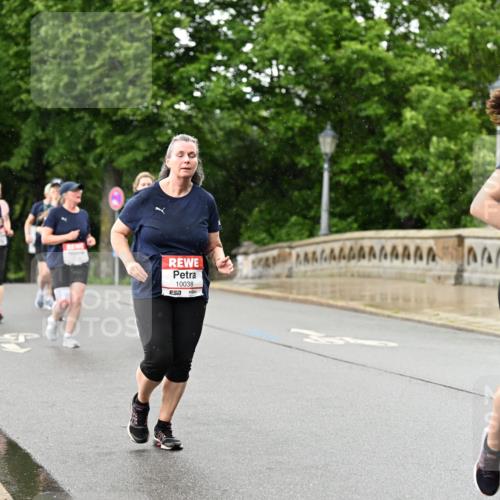 14.06.2026 - REWE Women's Run Dr. Thomas Lammeyer http://msf.ph/oto/9774155 14.06.2026 09:54:13 Laufen 10038, 7, 1362 meine-sportfotos.de
