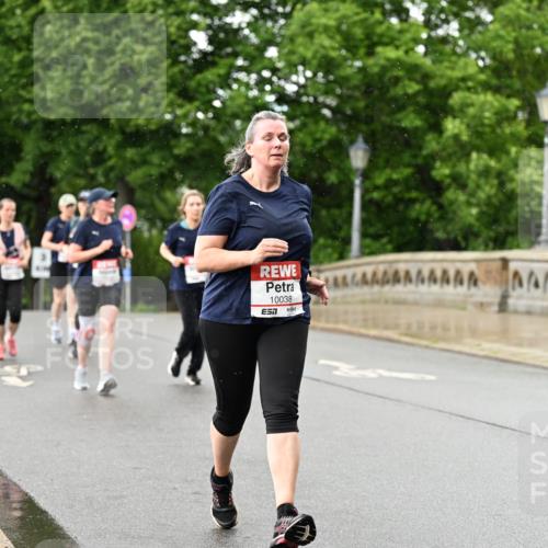 14.06.2026 - REWE Women's Run Dr. Thomas Lammeyer http://msf.ph/oto/9774162 14.06.2026 09:54:14 Laufen 10038 meine-sportfotos.de