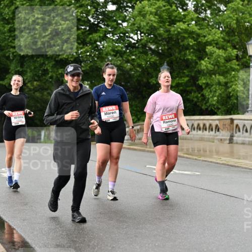 14.06.2026 - REWE Women's Run Dr. Thomas Lammeyer http://msf.ph/oto/9774235 14.06.2026 09:54:28 Laufen 10366, 10330, 10040 meine-sportfotos.de