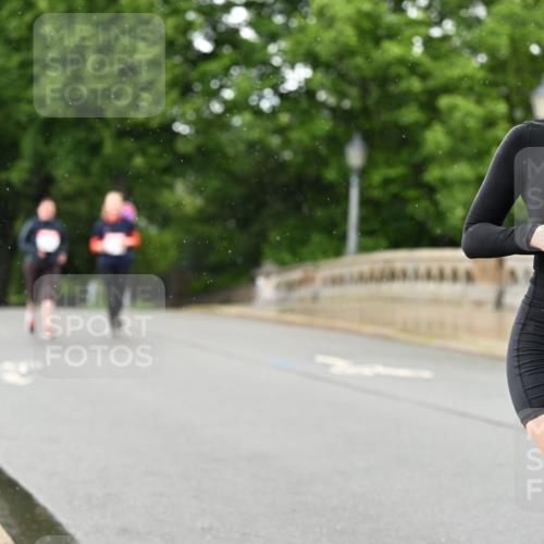 14.06.2026 - REWE Women's Run Dr. Thomas Lammeyer http://msf.ph/oto/9774264 14.06.2026 09:54:32 Laufen 10366 meine-sportfotos.de