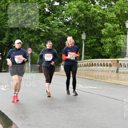 14.06.2026 - REWE Women's Run Dr. Thomas Lammeyer http://msf.ph/oto/9774292 14.06.2026 09:54:35 Laufen 10909 meine-sportfotos.de