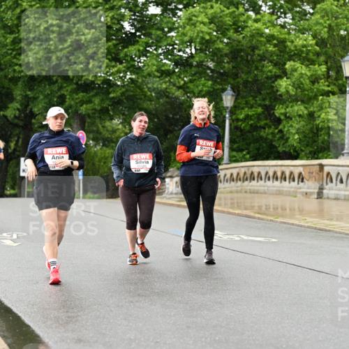 14.06.2026 - REWE Women's Run Dr. Thomas Lammeyer http://msf.ph/oto/9774294 14.06.2026 09:54:36 Laufen 11125 meine-sportfotos.de