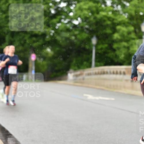14.06.2026 - REWE Women's Run Dr. Thomas Lammeyer http://msf.ph/oto/9774315 14.06.2026 09:54:38 Laufen 1090 meine-sportfotos.de