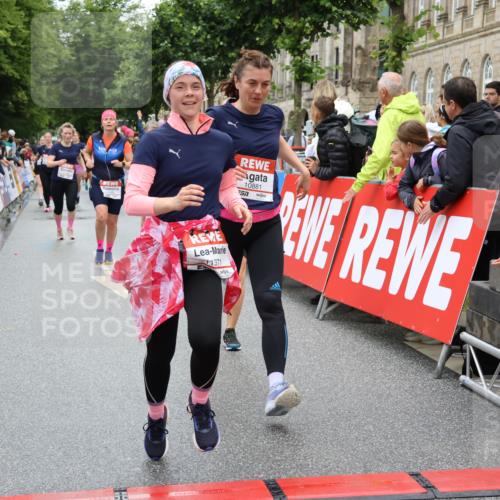 14.06.2026 - REWE Women's Run Strokosch-Dieckow http://msf.ph/oto/9774360 14.06.2026 09:59:56 Ziel 10093, 10556, 10567, 10616, 10850, 10881, 11221, 11371, 11406, 11441 meine-sportfotos.de