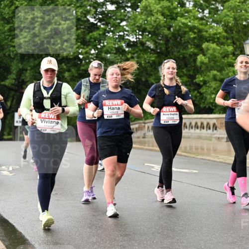 14.06.2026 - REWE Women's Run Dr. Thomas Lammeyer http://msf.ph/oto/9774382 14.06.2026 09:54:47 Laufen 11490, 7, 10523, 10509 meine-sportfotos.de