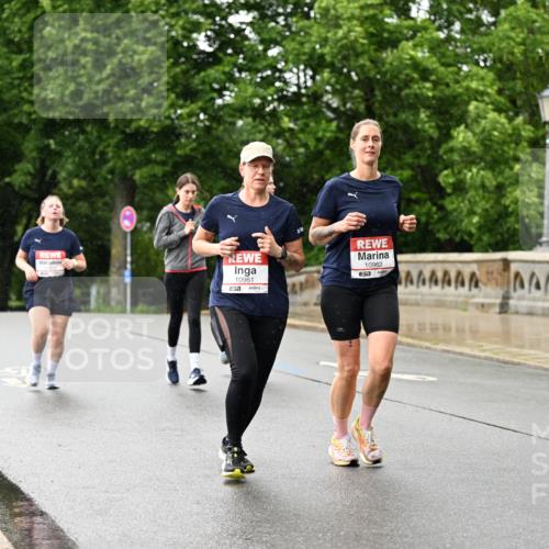 14.06.2026 - REWE Women's Run Dr. Thomas Lammeyer http://msf.ph/oto/9774531 14.06.2026 09:55:20 Laufen 10961, 10962, 7 meine-sportfotos.de