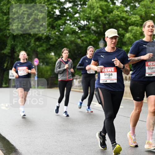 14.06.2026 - REWE Women's Run Dr. Thomas Lammeyer http://msf.ph/oto/9774537 14.06.2026 09:55:20 Laufen 10961, 10962, 7 meine-sportfotos.de