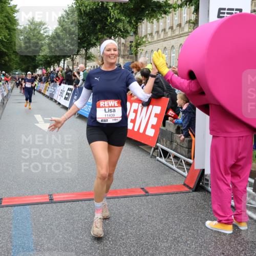 14.06.2026 - REWE Women's Run Strokosch-Dieckow http://msf.ph/oto/9774558 14.06.2026 09:56:00 Ziel 10116, 10285, 10546, 10745, 10796, 10874, 10882, 11409 meine-sportfotos.de