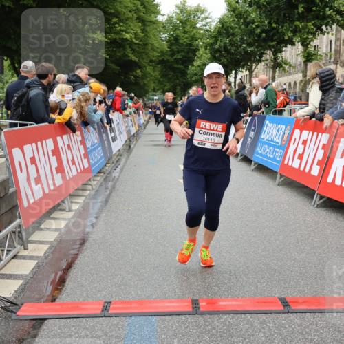 14.06.2026 - REWE Women's Run Strokosch-Dieckow http://msf.ph/oto/9774607 14.06.2026 09:56:04 Ziel 10089, 10116, 10561, 10745, 10796, 10874, 10882, 11409 meine-sportfotos.de