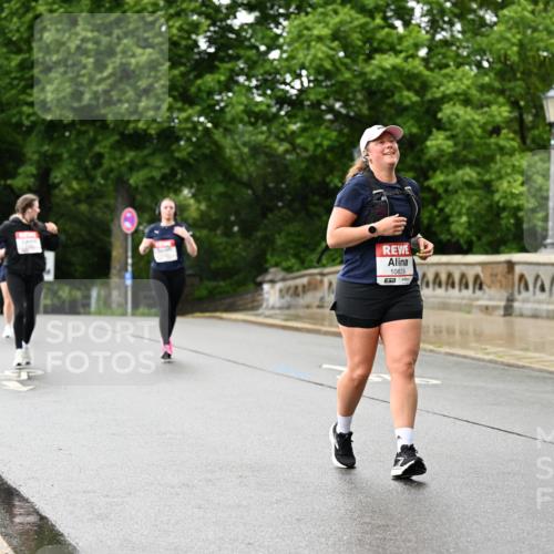 14.06.2026 - REWE Women's Run Dr. Thomas Lammeyer http://msf.ph/oto/9774624 14.06.2026 09:55:32 Laufen 10829, 75 meine-sportfotos.de