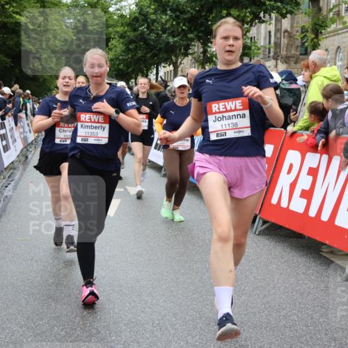 14.06.2026 - REWE Women's Run Strokosch-Dieckow http://msf.ph/oto/9774634 14.06.2026 10:00:01 Ziel 10082, 10083, 10093, 10391, 10556, 10565, 10616, 10777, 10881, 11138, 11353, 11371, 11441, 11446 meine-sportfotos.de