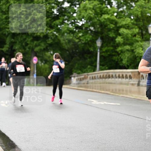 14.06.2026 - REWE Women's Run Dr. Thomas Lammeyer http://msf.ph/oto/9774636 14.06.2026 09:55:33 Laufen 10829, 7 meine-sportfotos.de