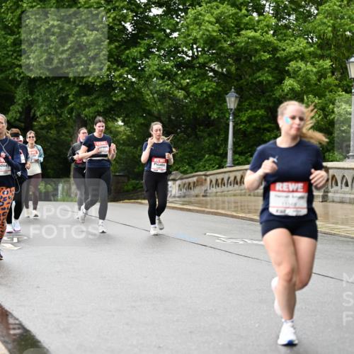 14.06.2026 - REWE Women's Run Dr. Thomas Lammeyer http://msf.ph/oto/9774654 14.06.2026 09:55:39 Laufen 78108 meine-sportfotos.de