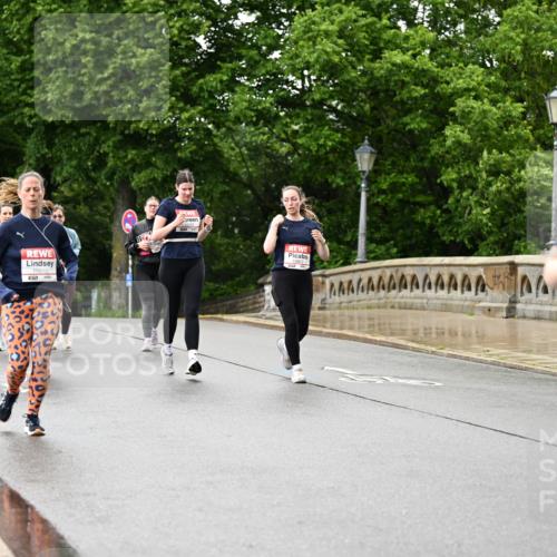 14.06.2026 - REWE Women's Run Dr. Thomas Lammeyer http://msf.ph/oto/9774662 14.06.2026 09:55:40 Laufen 10515, 18149 meine-sportfotos.de