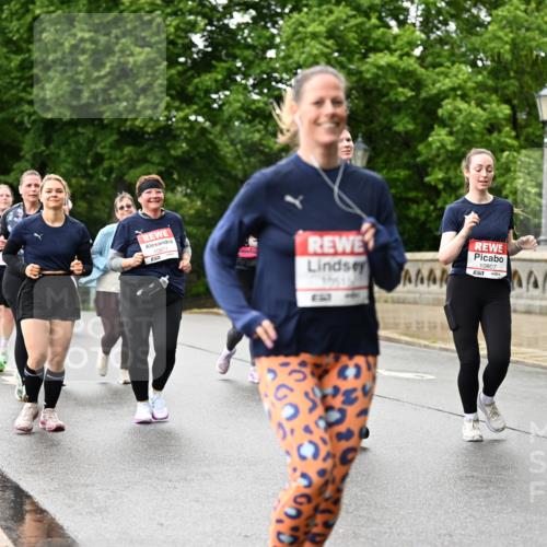 14.06.2026 - REWE Women's Run Dr. Thomas Lammeyer http://msf.ph/oto/9774673 14.06.2026 09:55:42 Laufen 10518, 10807, 57 meine-sportfotos.de