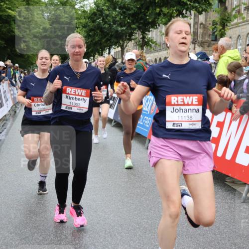 14.06.2026 - REWE Women's Run Strokosch-Dieckow http://msf.ph/oto/9774683 14.06.2026 10:00:02 Ziel 10055, 10058, 10082, 10083, 10093, 10391, 10556, 10565, 10616, 10777, 10881, 11138, 11353, 11371, 11441, 11446 meine-sportfotos.de