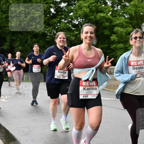 14.06.2026 - REWE Women's Run Dr. Thomas Lammeyer http://msf.ph/oto/9774705 14.06.2026 09:55:46 Laufen 10615, 10957, 11381, 11380 meine-sportfotos.de
