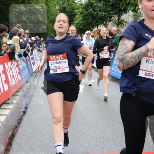 14.06.2026 - REWE Women's Run Strokosch-Dieckow http://msf.ph/oto/9774735 14.06.2026 10:00:02 Ziel 10055, 10058, 10082, 10083, 10093, 10391, 10556, 10565, 10616, 10777, 10881, 11138, 11353, 11371, 11441, 11446 meine-sportfotos.de