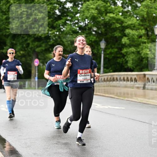 14.06.2026 - REWE Women's Run Dr. Thomas Lammeyer http://msf.ph/oto/9774772 14.06.2026 09:55:54 Laufen 10289, 10746, 7 meine-sportfotos.de