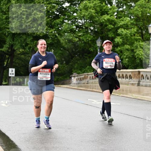 14.06.2026 - REWE Women's Run Dr. Thomas Lammeyer http://msf.ph/oto/9774856 14.06.2026 09:56:04 Laufen 10941, 7, 11088, 7 meine-sportfotos.de