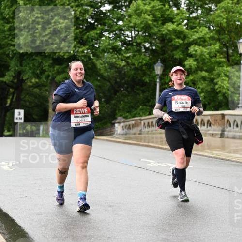 14.06.2026 - REWE Women's Run Dr. Thomas Lammeyer http://msf.ph/oto/9774857 14.06.2026 09:56:04 Laufen 10941, 7, 11088, 7 meine-sportfotos.de