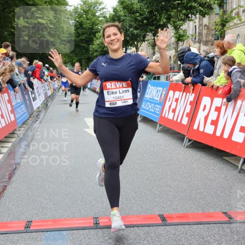 14.06.2026 - REWE Women's Run Strokosch-Dieckow http://msf.ph/oto/9774941 14.06.2026 09:56:13 Ziel 10089, 10211, 10387, 10451, 10561, 10923, 11313 meine-sportfotos.de