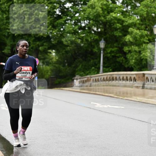 14.06.2026 - REWE Women's Run Dr. Thomas Lammeyer http://msf.ph/oto/9774952 14.06.2026 09:56:28 Laufen 10084 meine-sportfotos.de
